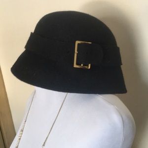 Banana Republic Wool cloche hat